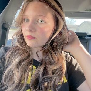 Meet your Posher, Katlynn